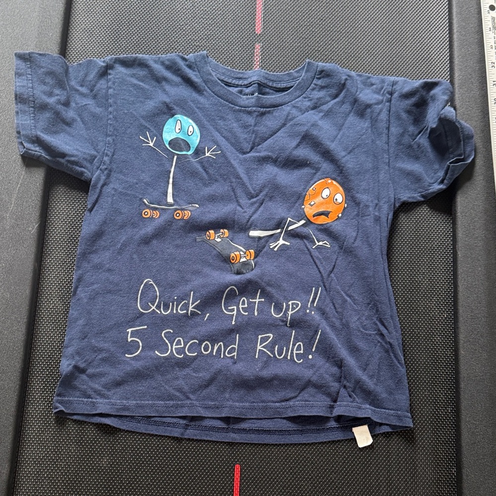 Gildan Navy Blue Kids Short-Sleeve Graphic Tee with Skateboard Characters